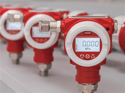 Sensor dan pemancar tekanan udara